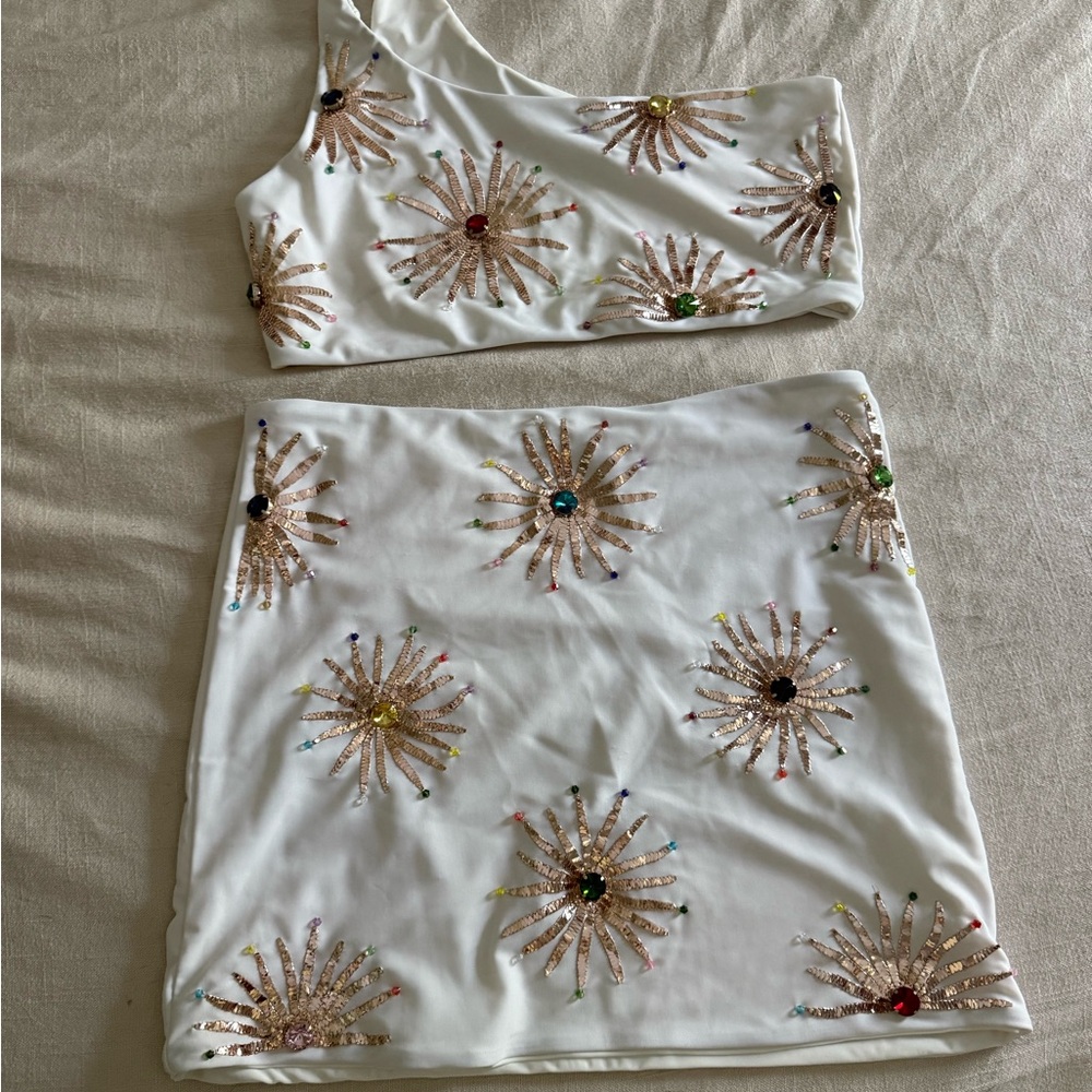 Oceanus White Floral Embellished Set